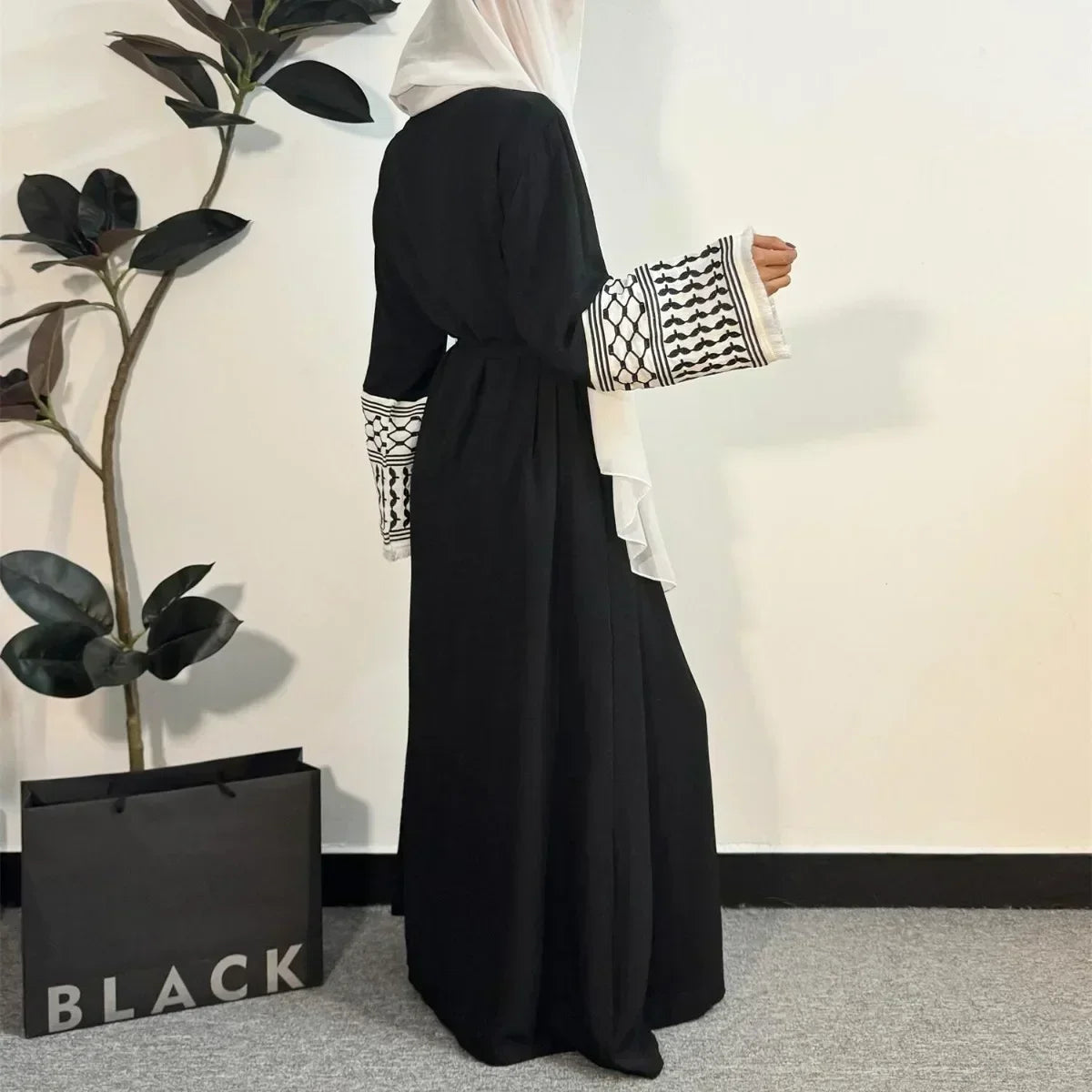Robe maxi musulmane à manches longues, cardigan ouvert - Vêtements pour femmes