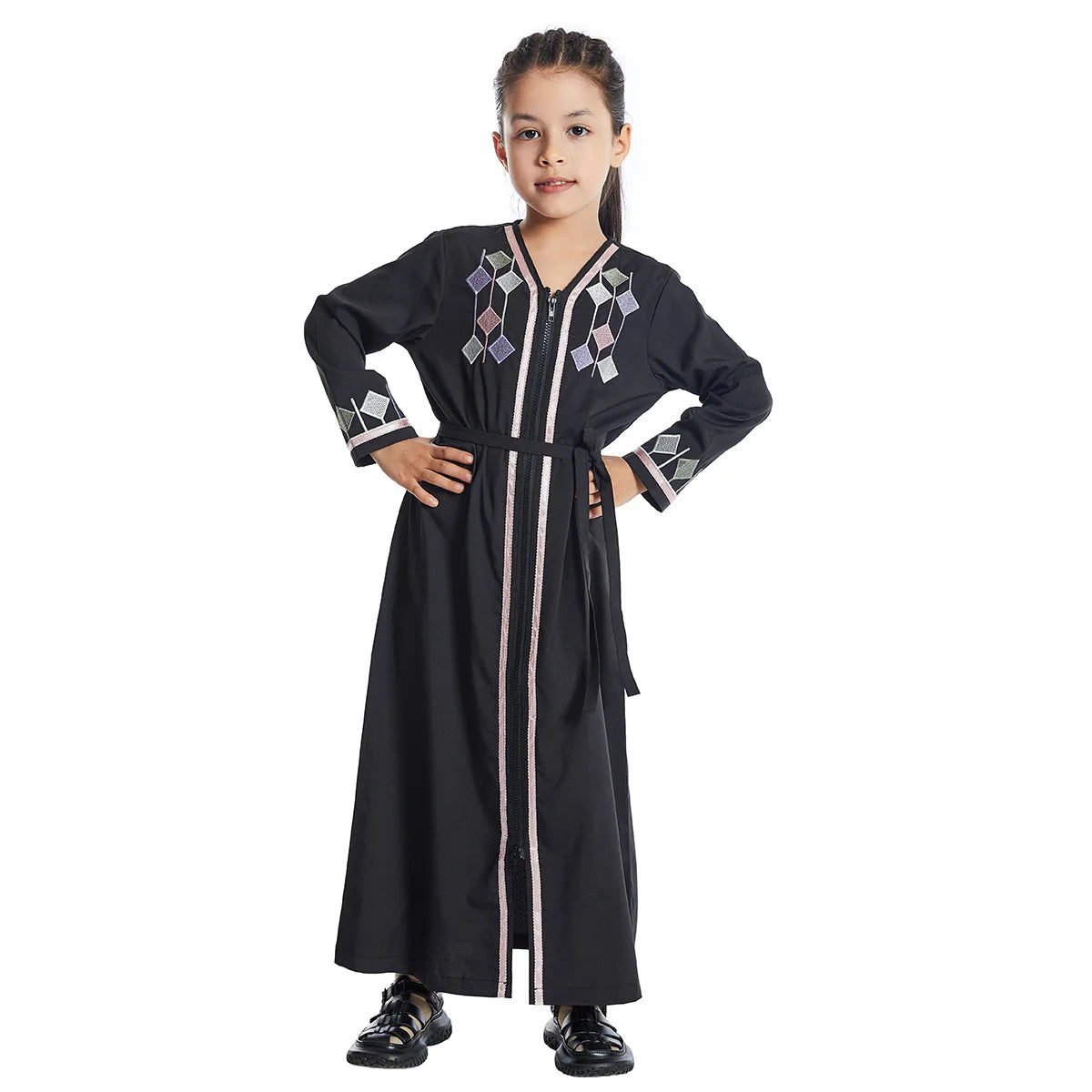 Nouvelle collection Abayas et Jalabiyas pour enfants: style musulman moderne