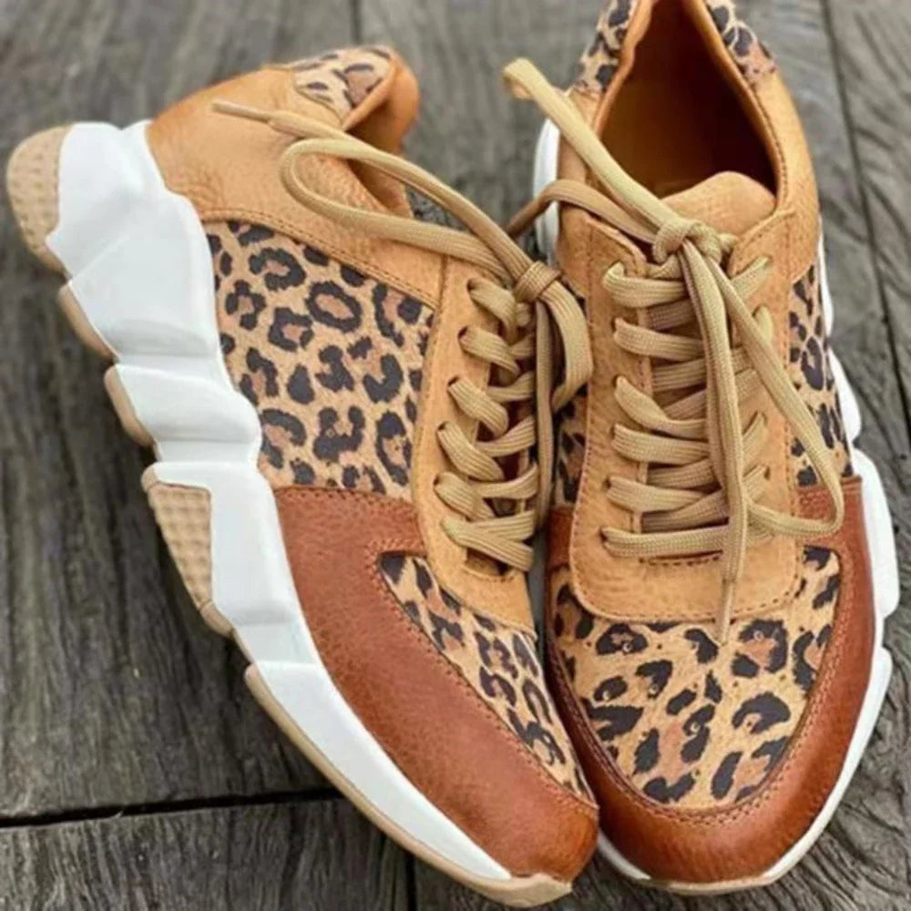 Baskets compensées léopard femme, chaussures sport tendance
