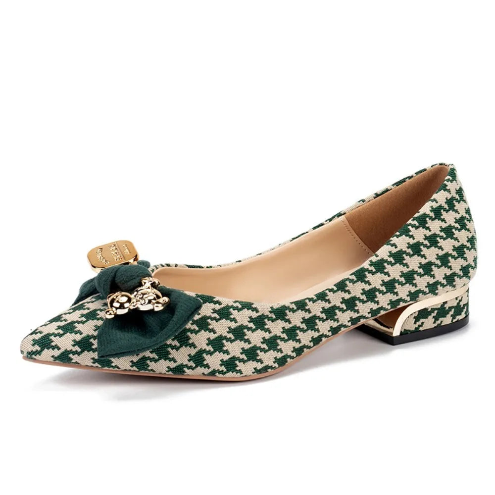 Chaussures femmes été : nouvelle collection décontractée, talon bas.