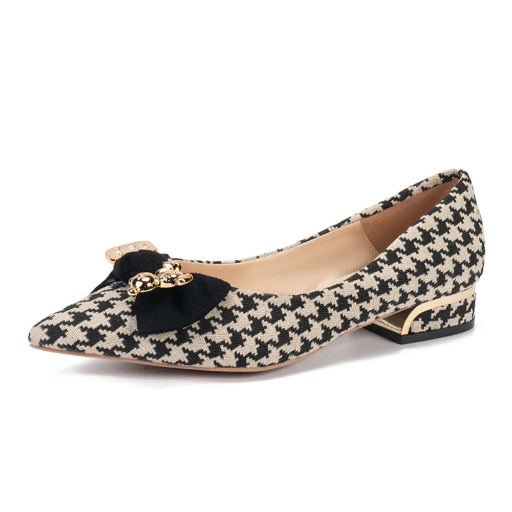 Chaussures femmes été : nouvelle collection décontractée, talon bas.