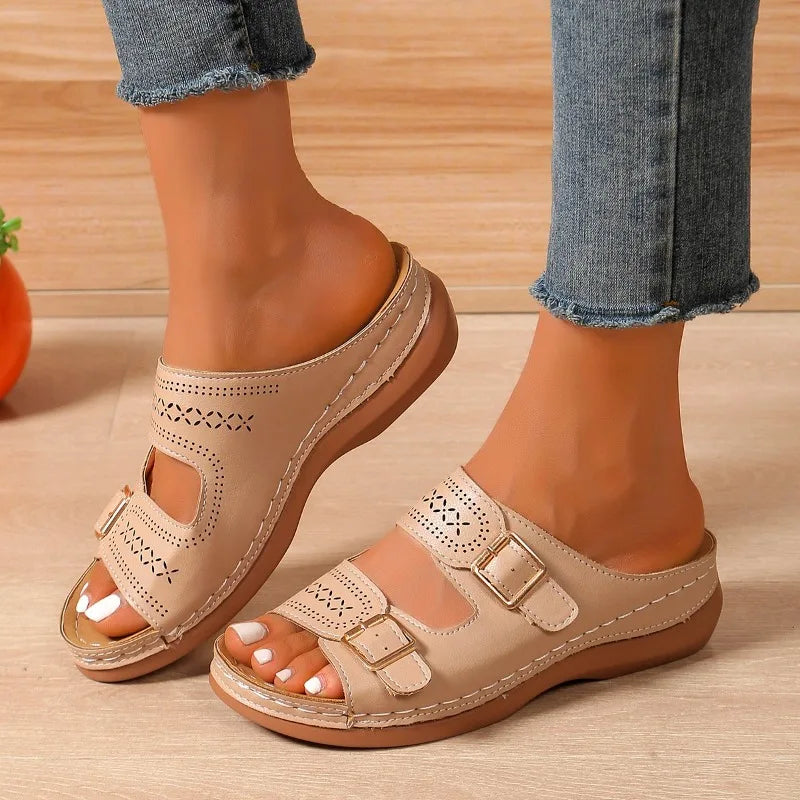 Pantoufles compensées Orth4WD pour femmes : style rétro et confort estival
