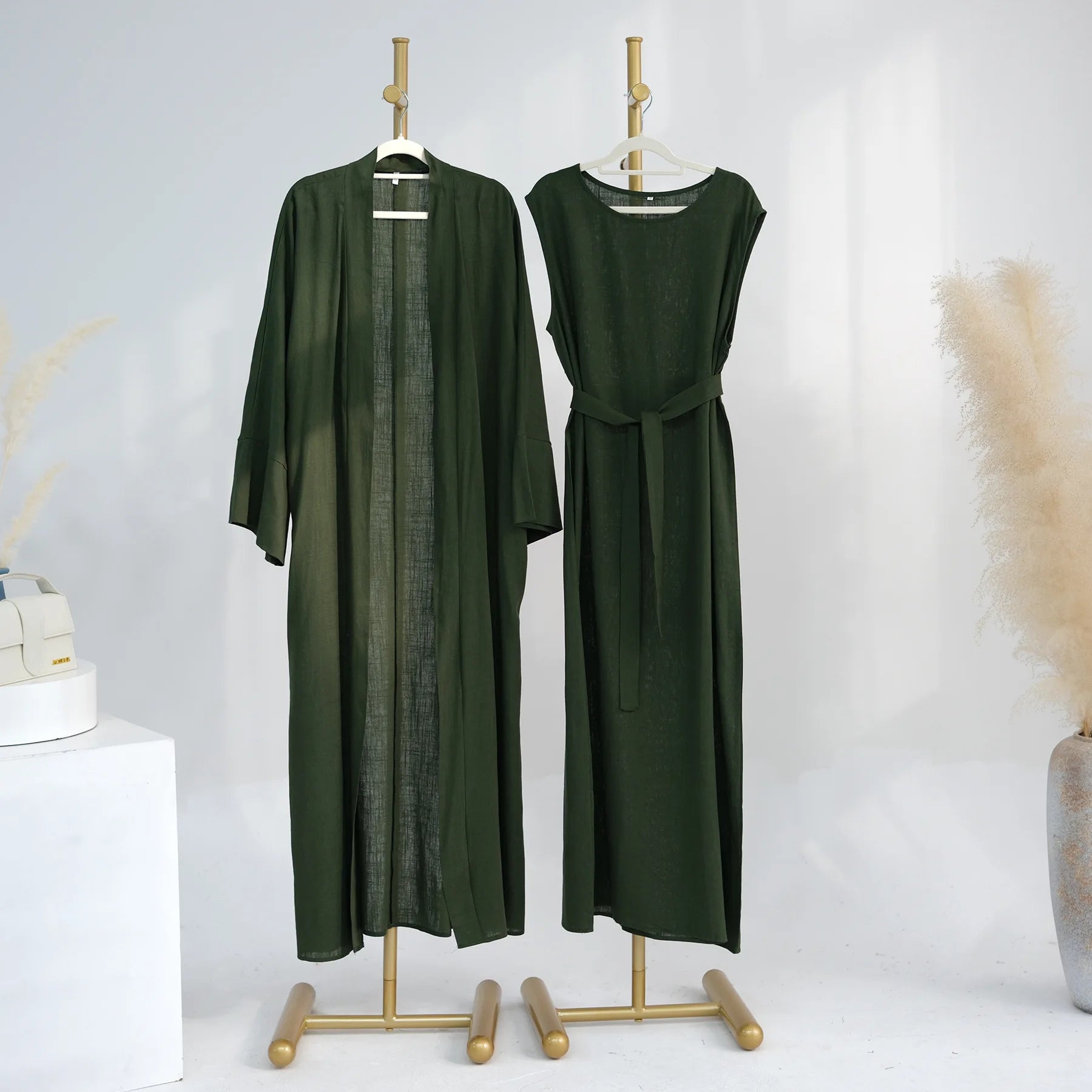 Ensemble 2 pièces en lin pour femmes musulmanes: collection 2024