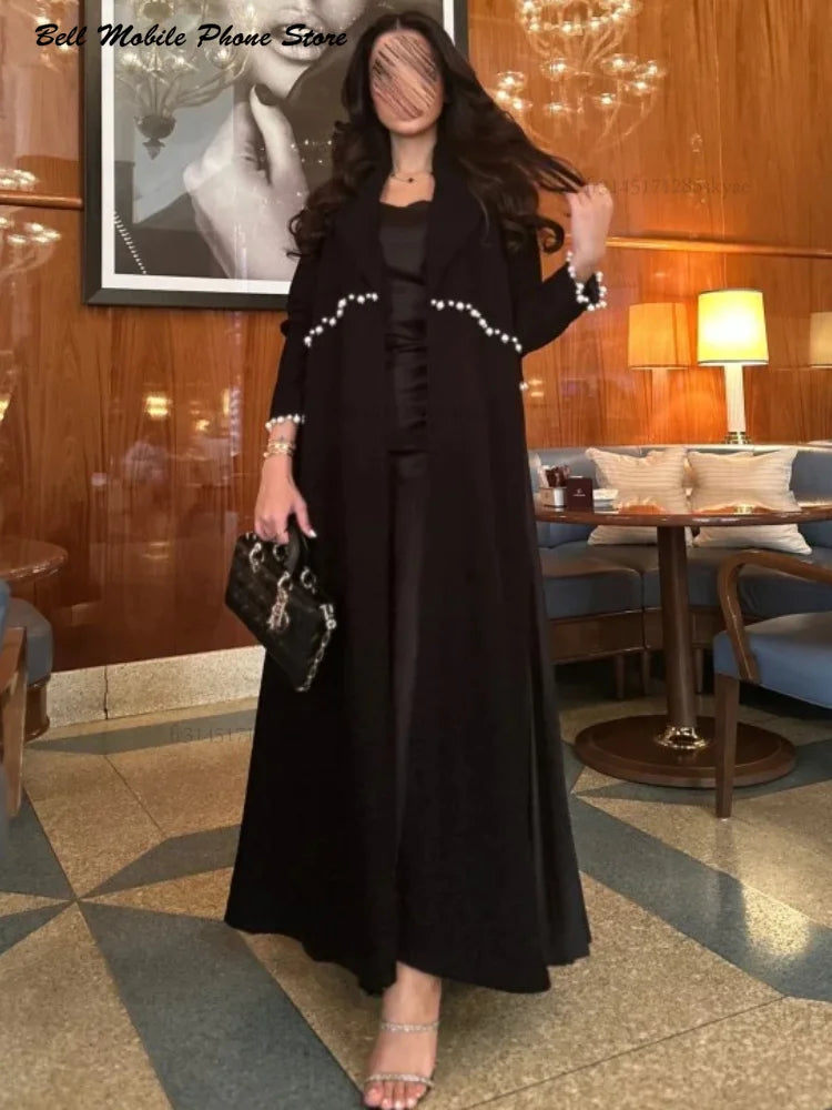 Abayas avec perles et robes longues pour femmes