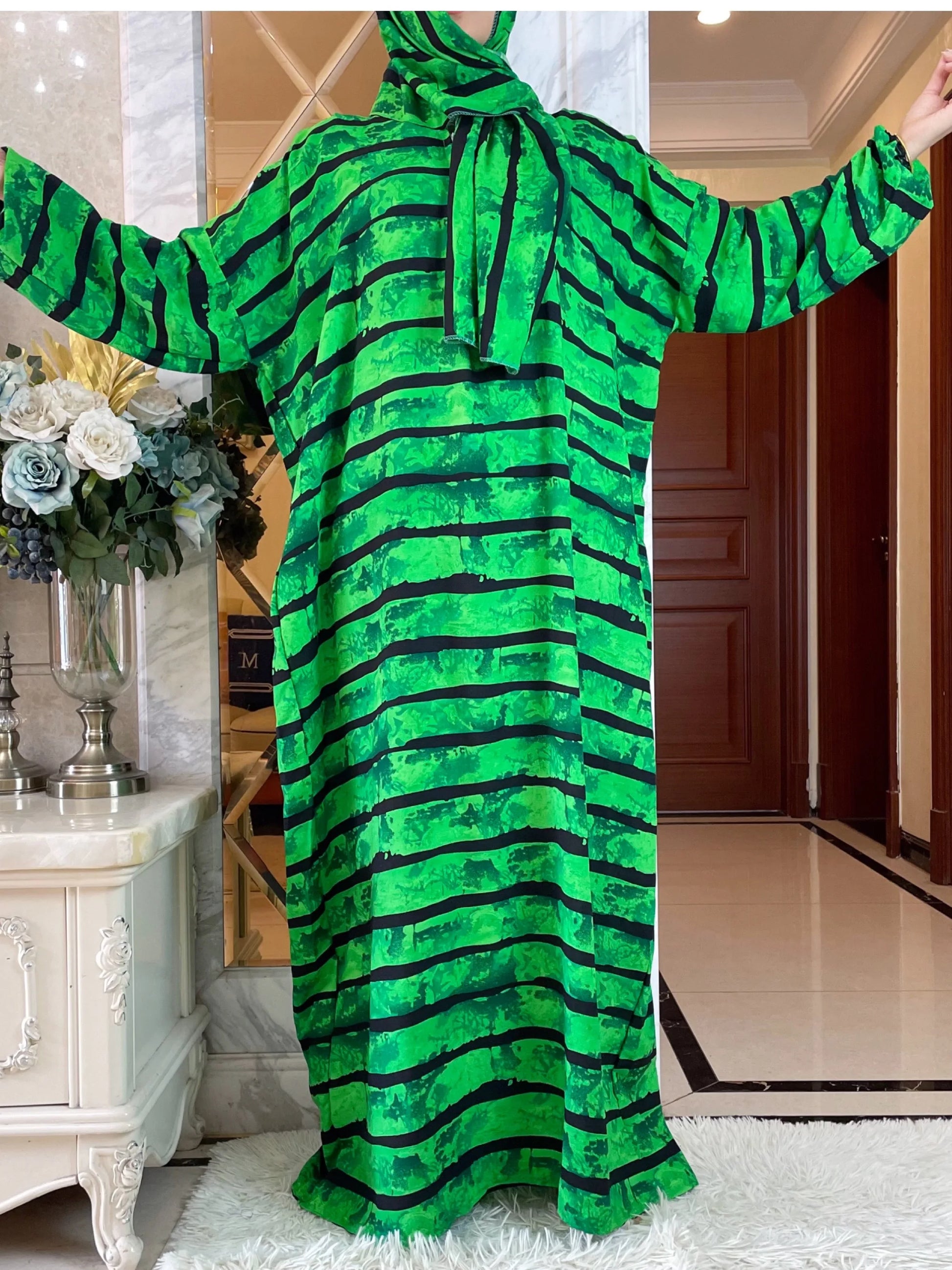 Robe Abaya musulmane coton fleuri Moyen-Orient 2024