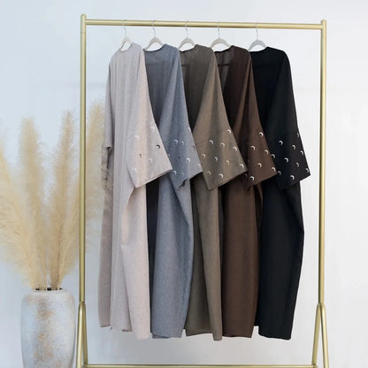 Abaya ouverte brodée de lune pour femmes: élégance et tradition