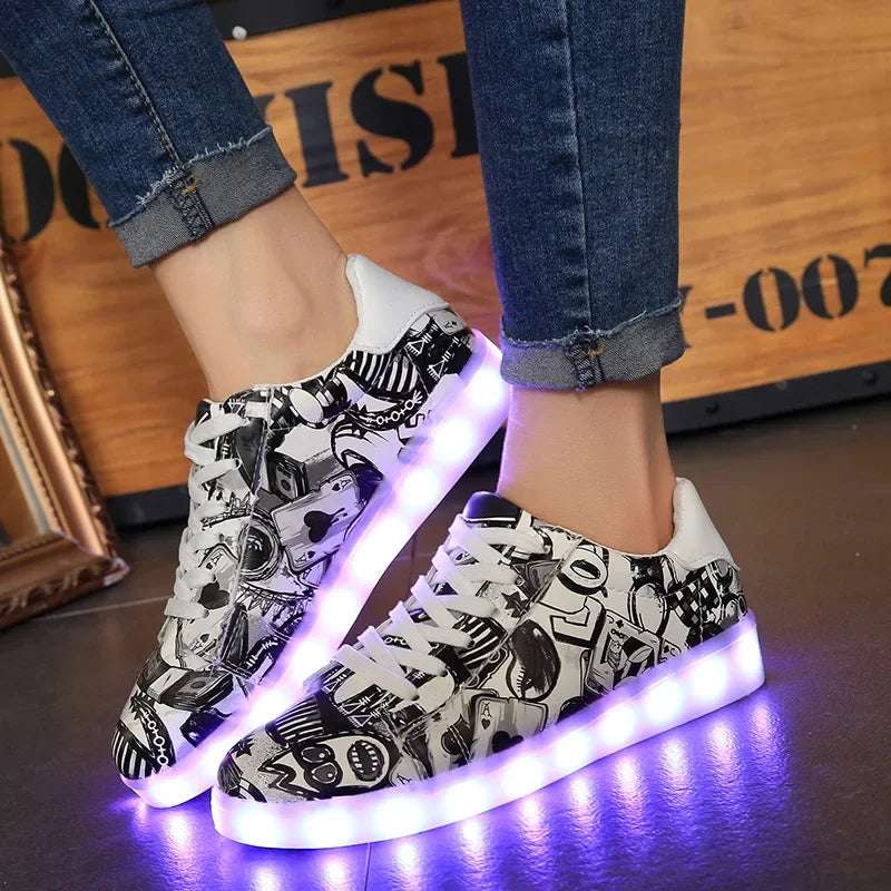 Chaussures LED tendance pour couple: baskets lumineuses rechargeables