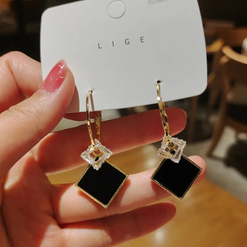 Boucles d'oreilles coquillages en métal pour femmes - Design élégant et léger