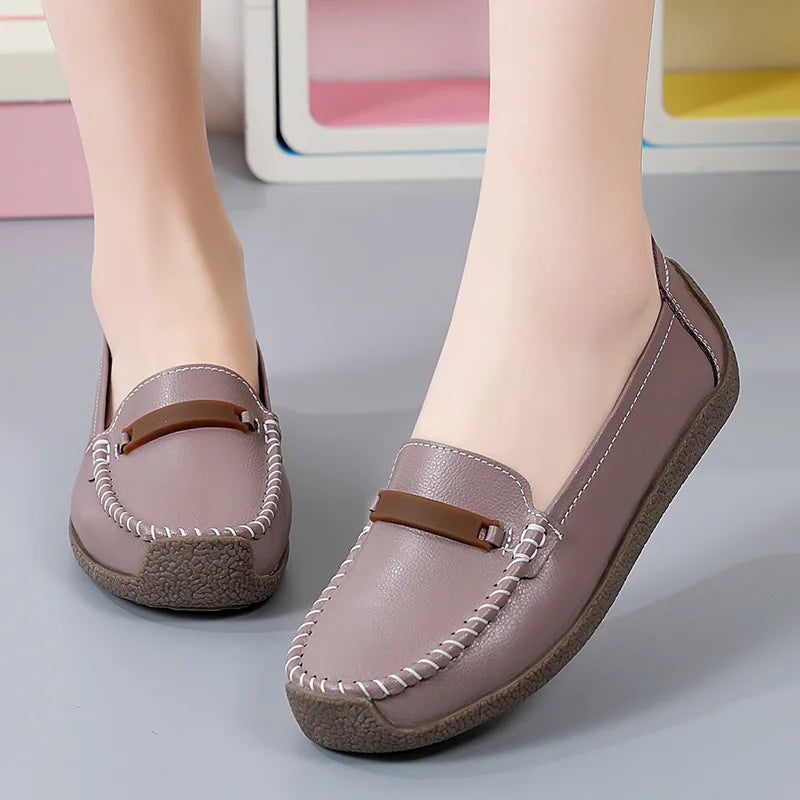 Mocassins en Cuir Femme: Confort et Style pour le Printemps-Automne
