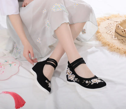 Chaussures ethniques chinoises Harajuku, style vintage Hanfu, toile brodée - Automne