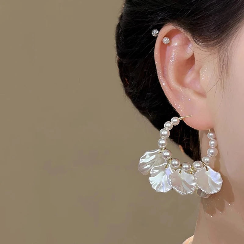 Boucles d'oreilles pendantes fleur coquillage perles perlesreadOnly