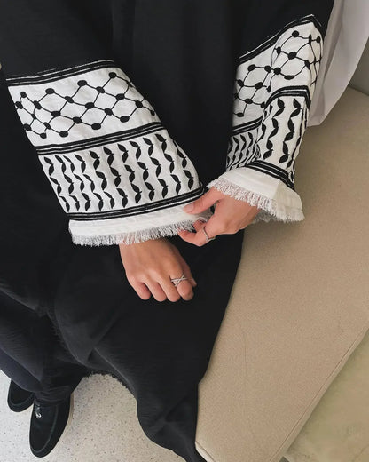Keffiyeh-Abaya brodé & Kimono luxe: Kaftan palestinien & Dubai pour Ramadan