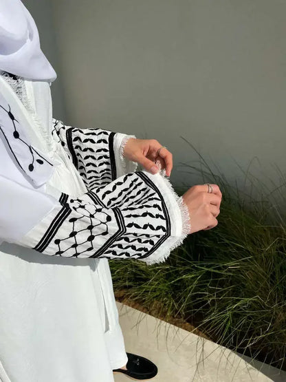 Keffiyeh-Abaya brodé & Kimono luxe: Kaftan palestinien & Dubai pour Ramadan