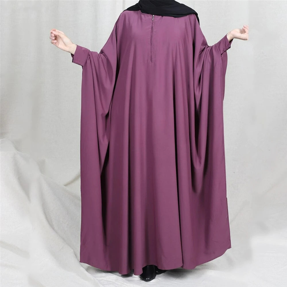 Robes musulmanes chic: Abaya noires & ensembles luxueux