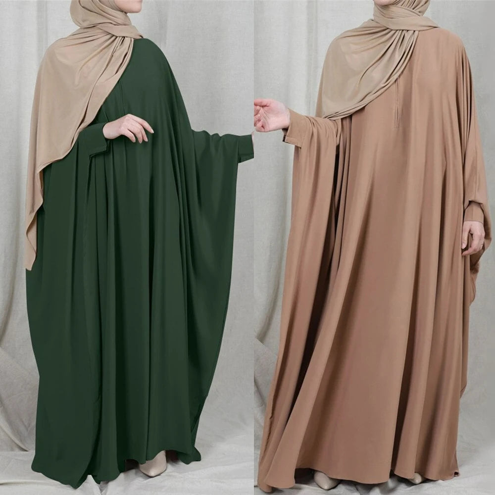 Robes musulmanes chic: Abaya noires & ensembles luxueux