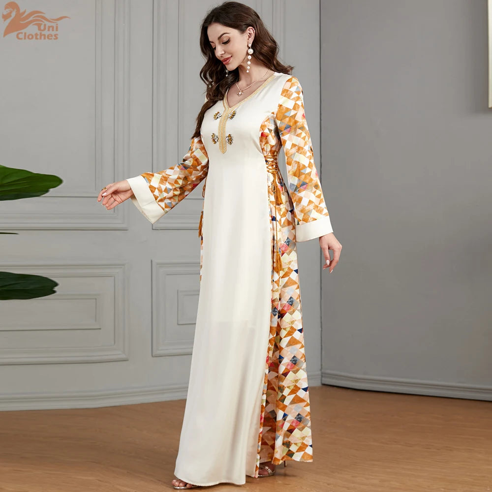 Robe longue musulmane avec imprimé floral 2024