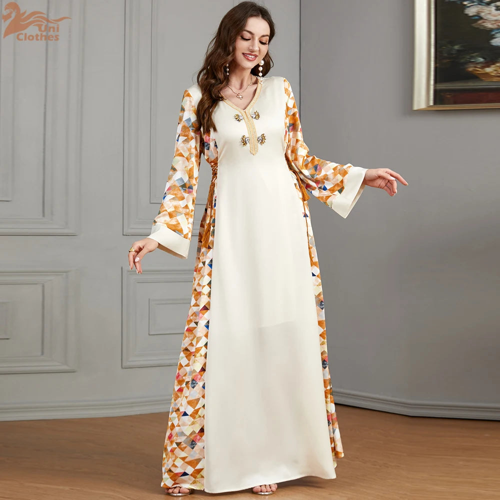 Robe longue musulmane avec imprimé floral 2024