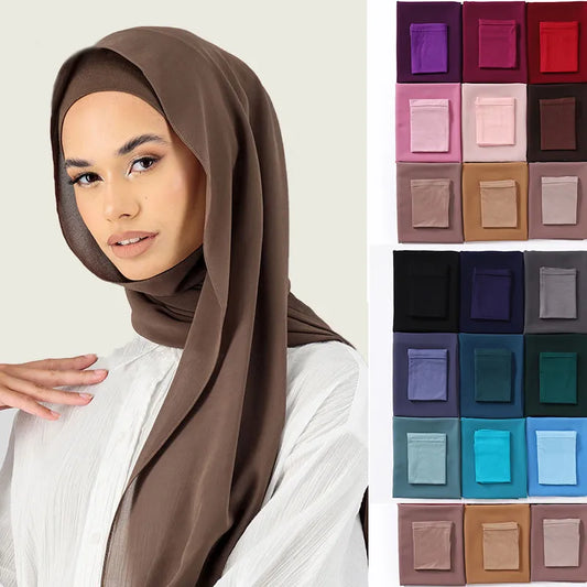 Hijab en mousseline et un turban assorti